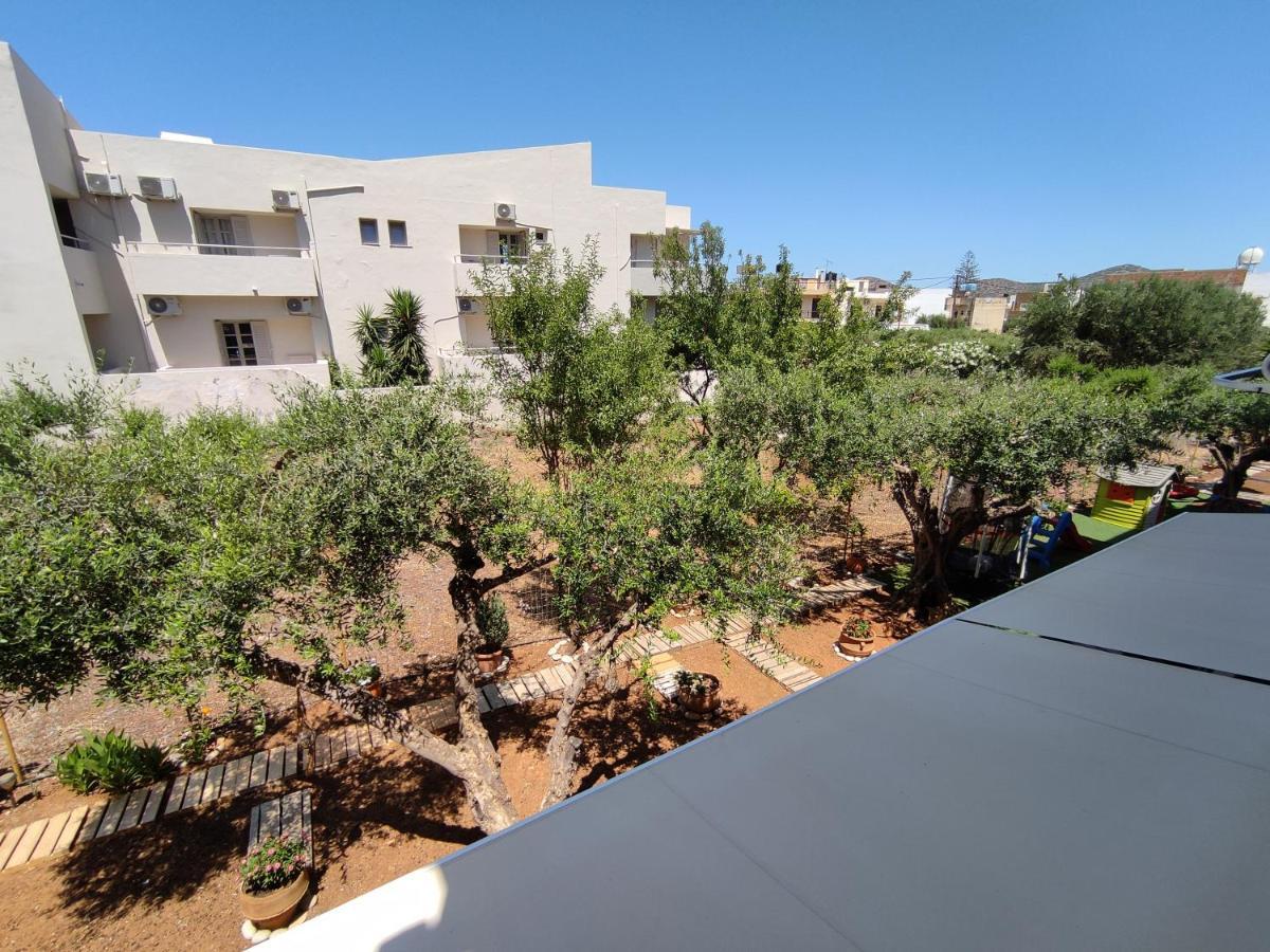 אלונדה Emilia Apartments מראה חיצוני תמונה